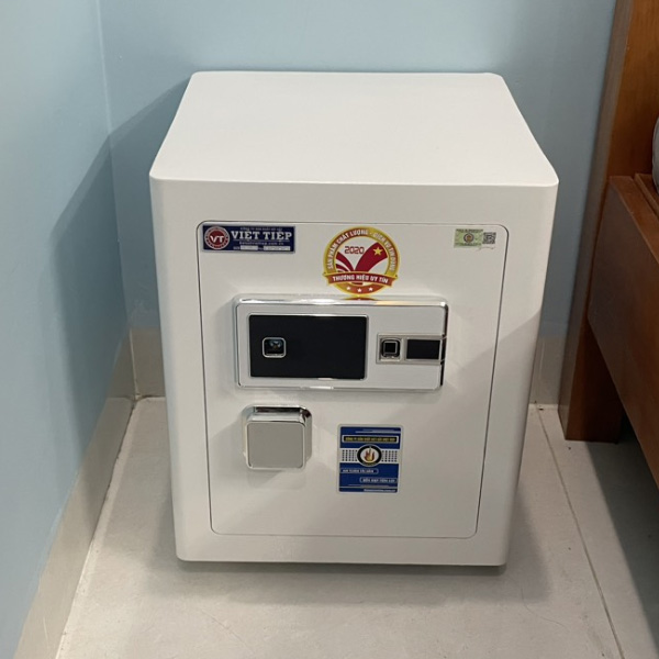 Két sắt Siêu cường Việt Tiệp KSC50FE: Chống cháy, chống trộm, bảo mật vân tay